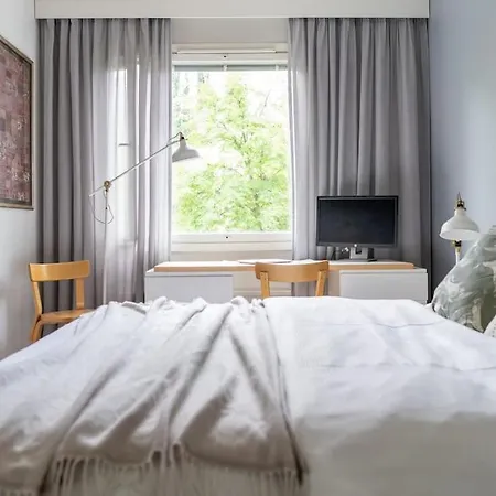 Sauna, Balcony, 2 Bedroom In Myyrmaki + Free Parking! *