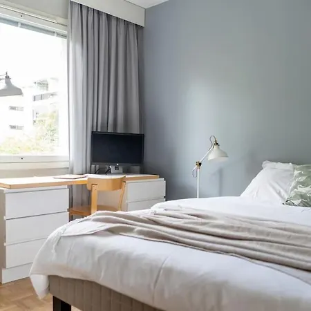 Sauna, Balcony, 2 Bedroom In Myyrmaki + Free Parking! Apartamento